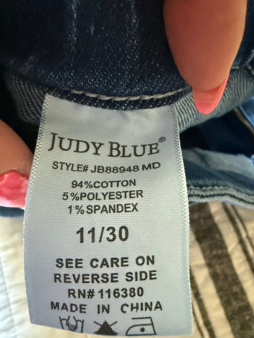 Judy Blue High Waist Denim Joggers 11/30 Balloon Bloomer Style - Picture 9 of 9